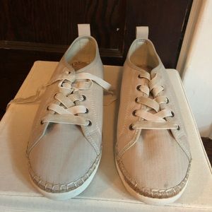 NWOT Seavees twill sneakers